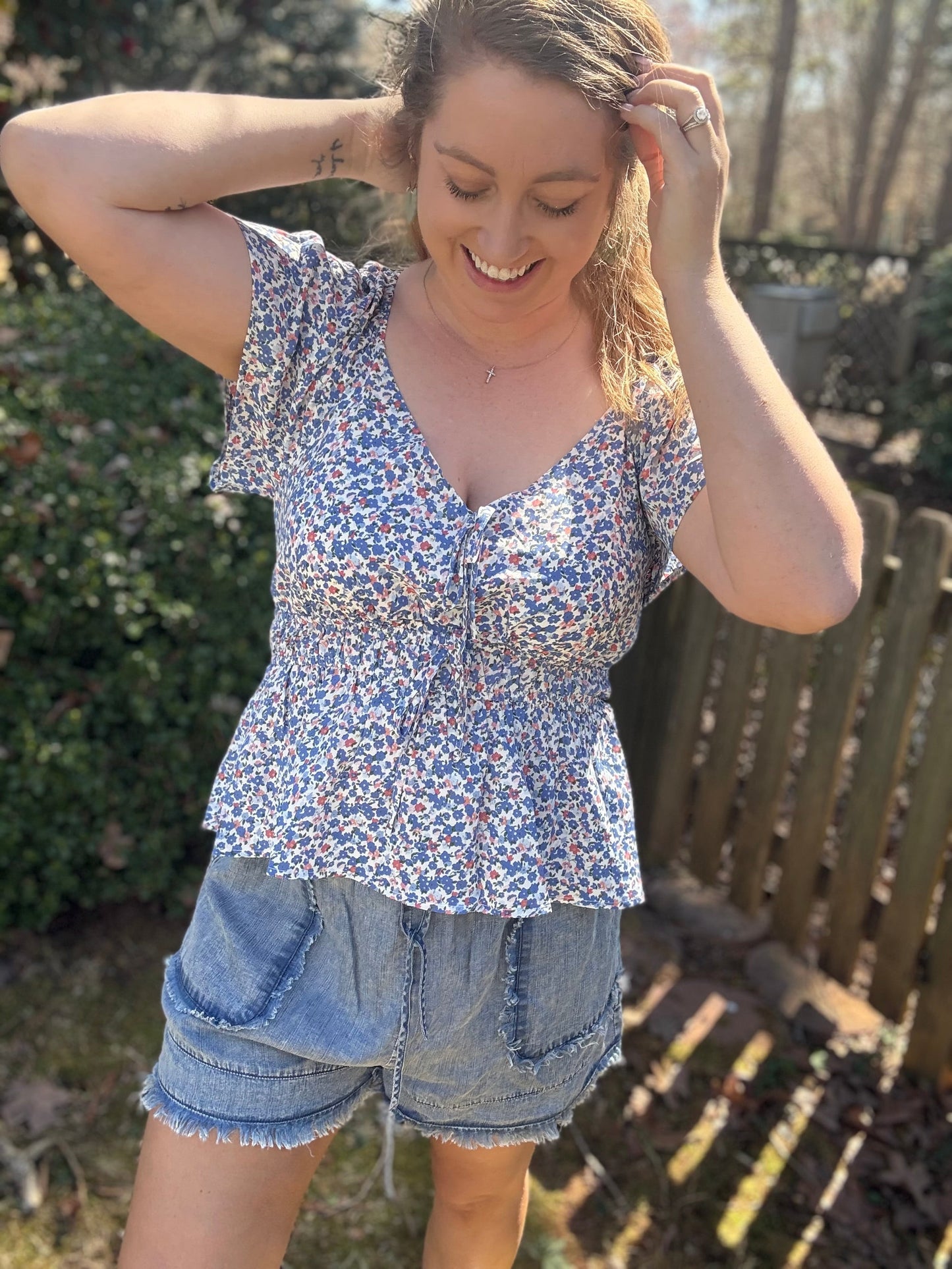 FLORAL FLUTTER TOP Light Shine Co.