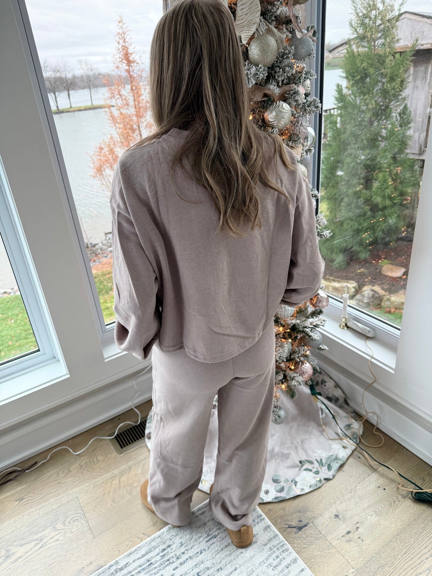 LIAM LOUNGE SET Light Shine Co.