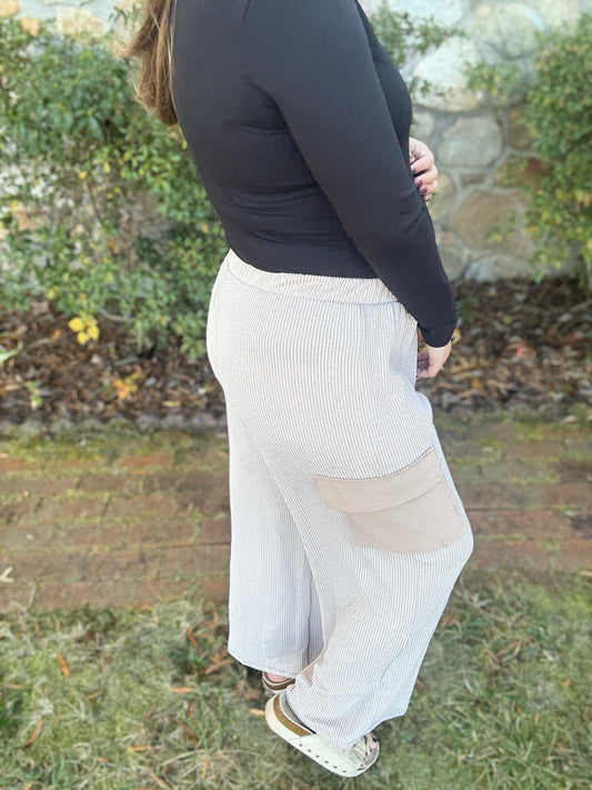 CHLOE - WIDE LEG PANTS