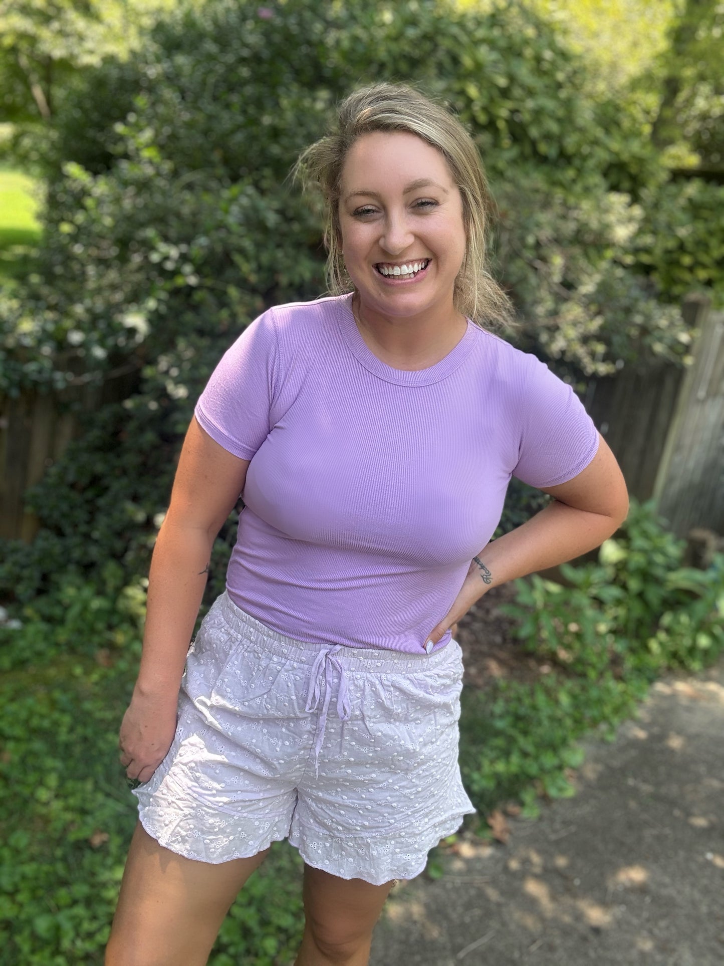 EYELET FRILL SHORTS - LAVENDER