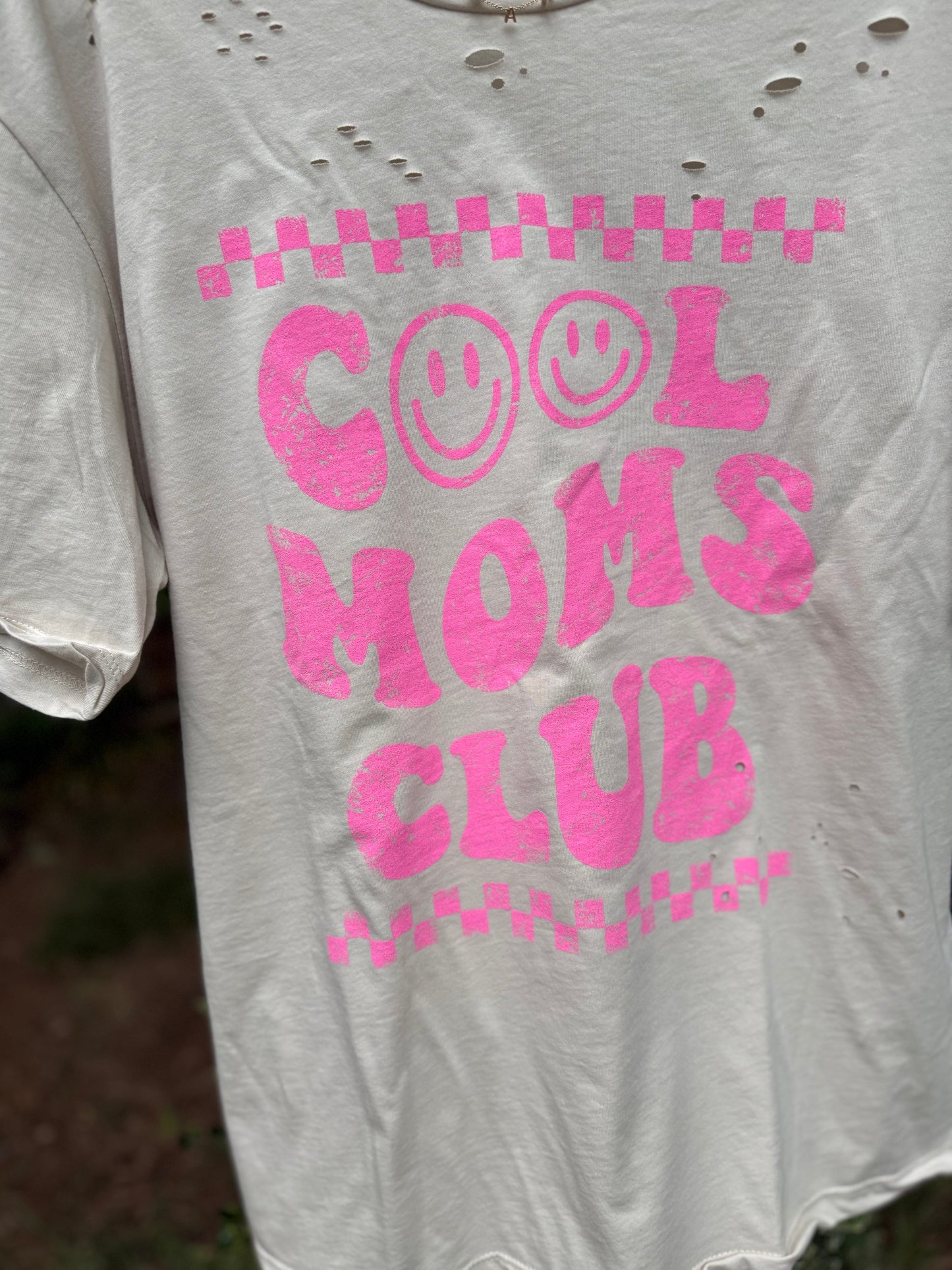 MOM CLUB - TEE