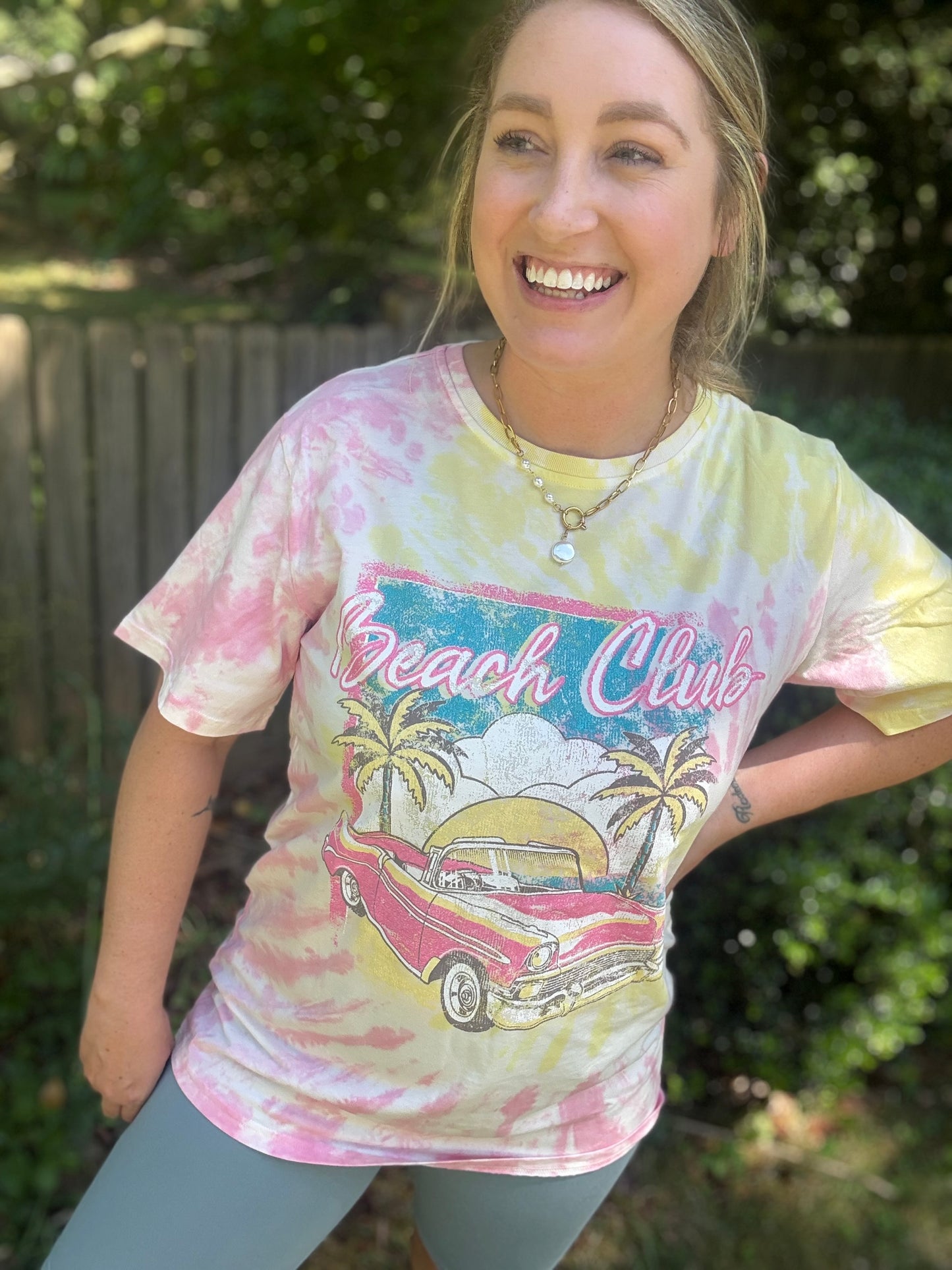 BEACH CLUB - TEE