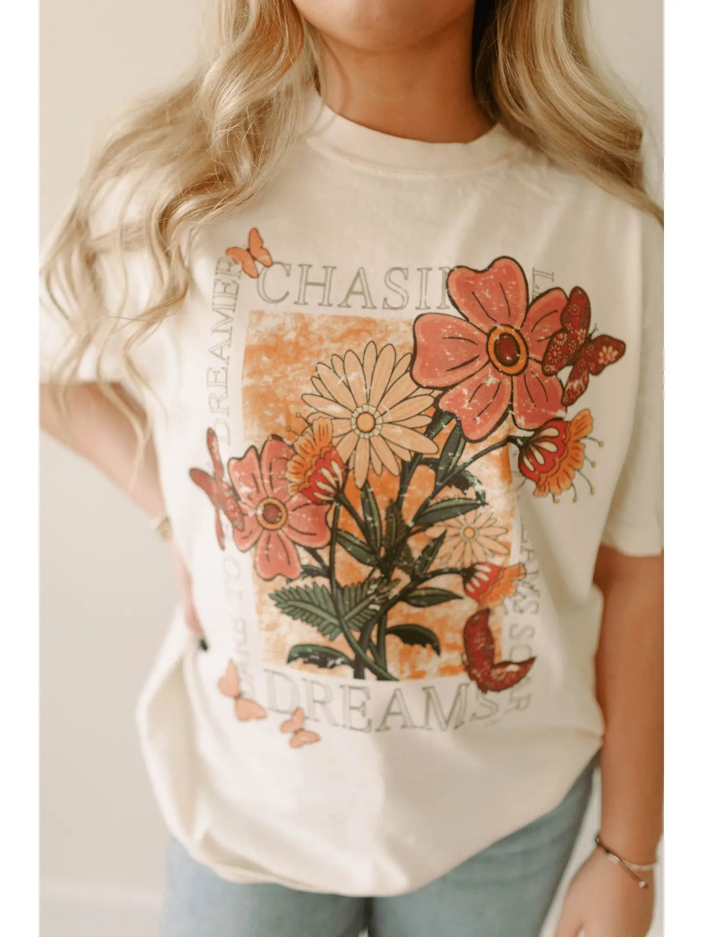 CHASING DREAMS TEE Light Shine Co.