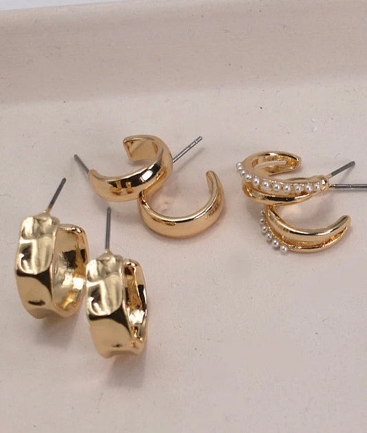 TRIO PEARL HUGGIE HOOP SET
