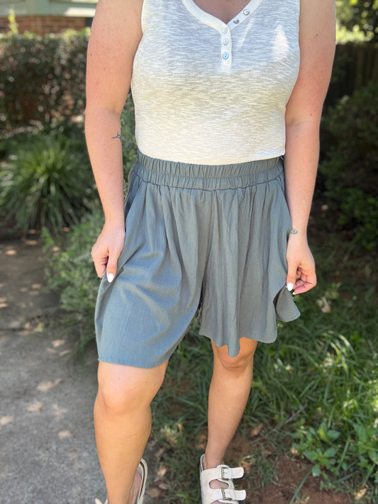 JADE FLOW SHORTS