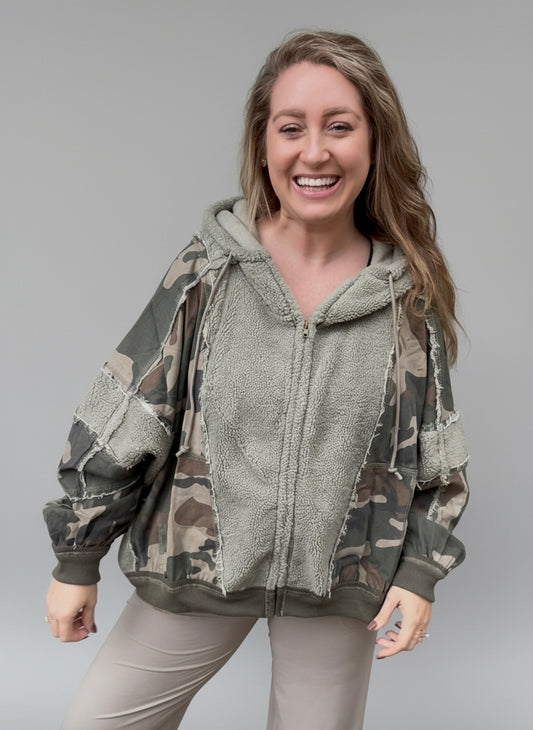 BACKROADS CAMO JACKET