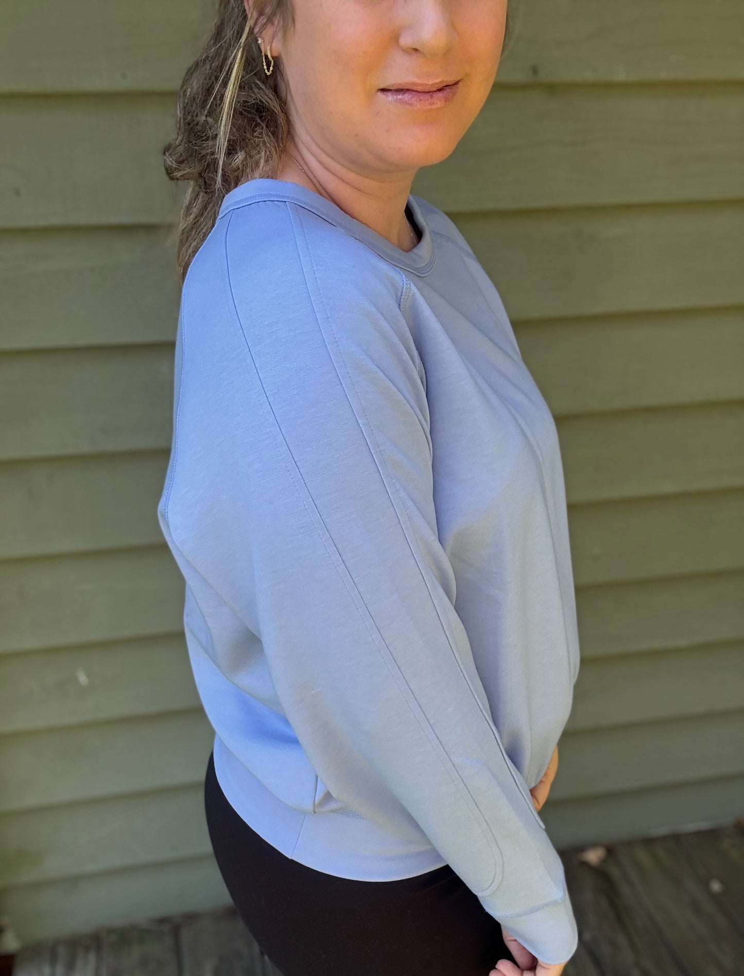 ICY BLUE PULLOVER