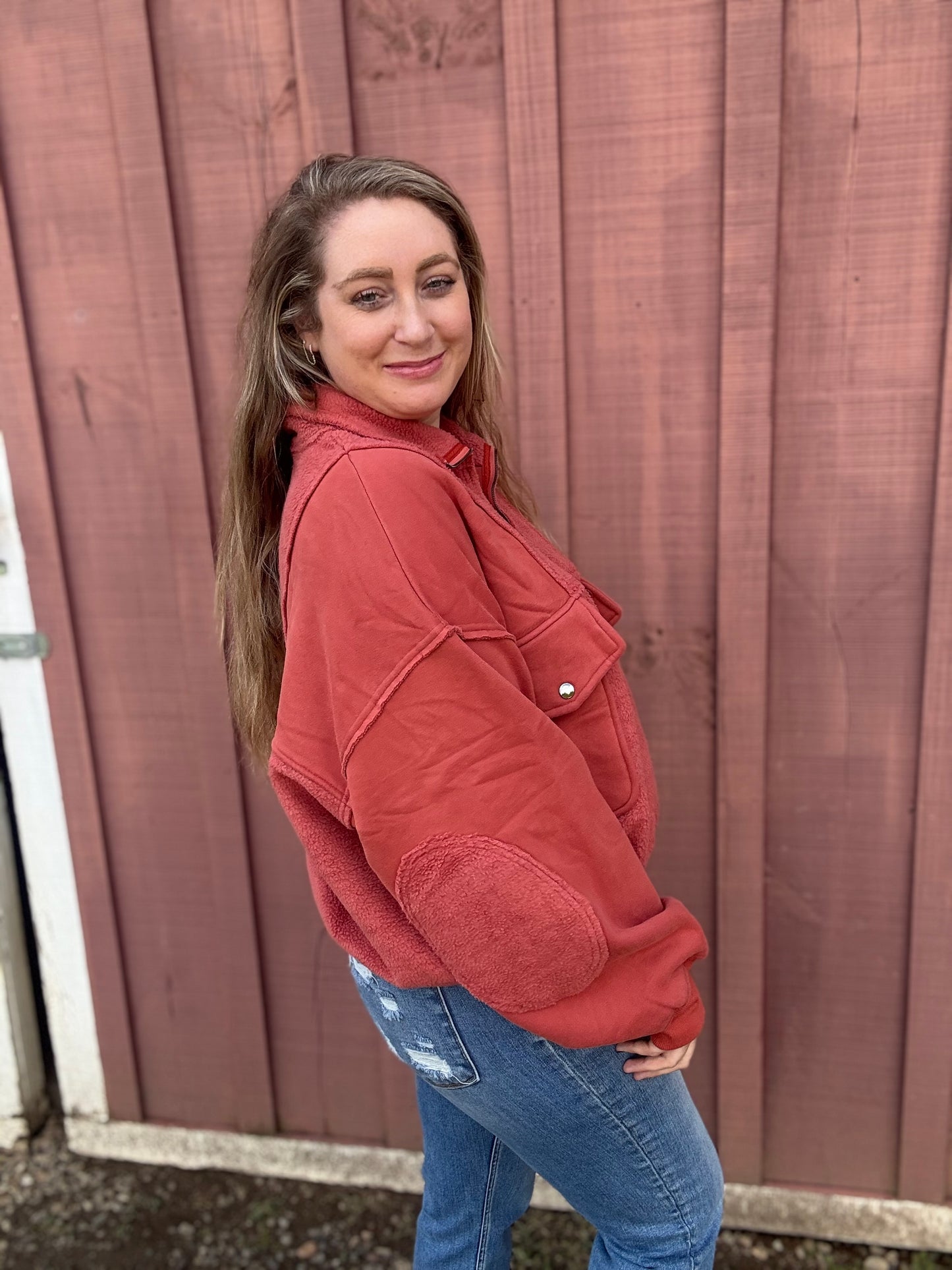RUSTIC CHARM PULLOVER