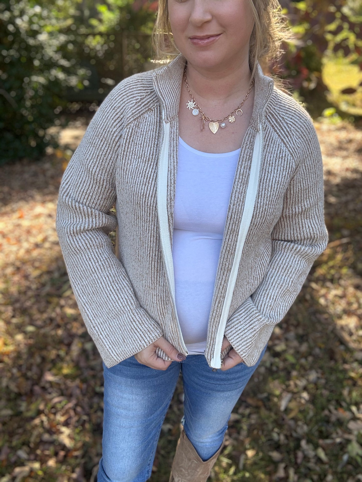 INTO THE WOODS - CARDIGAN