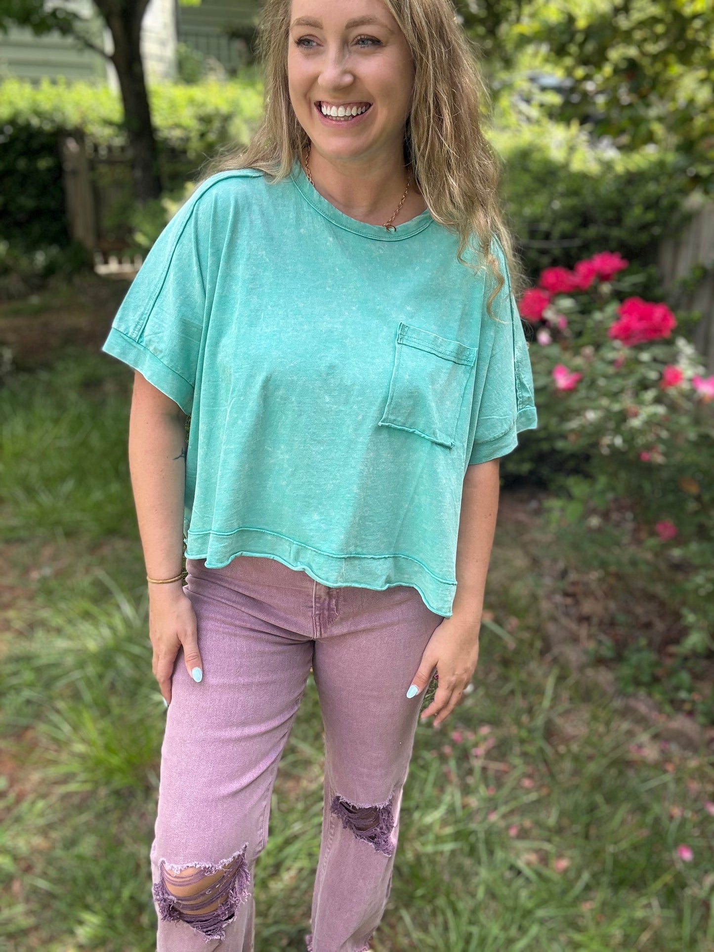 CORA CROP TEE - GREEN