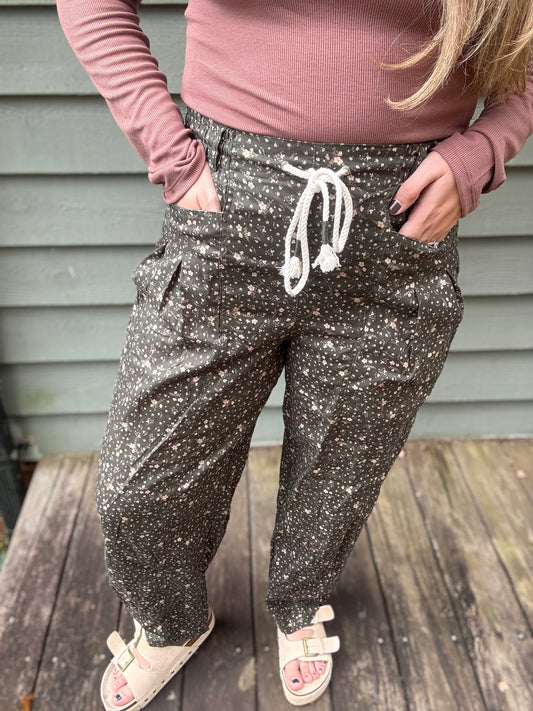 SECRET GARDEN -  Barrel Pants