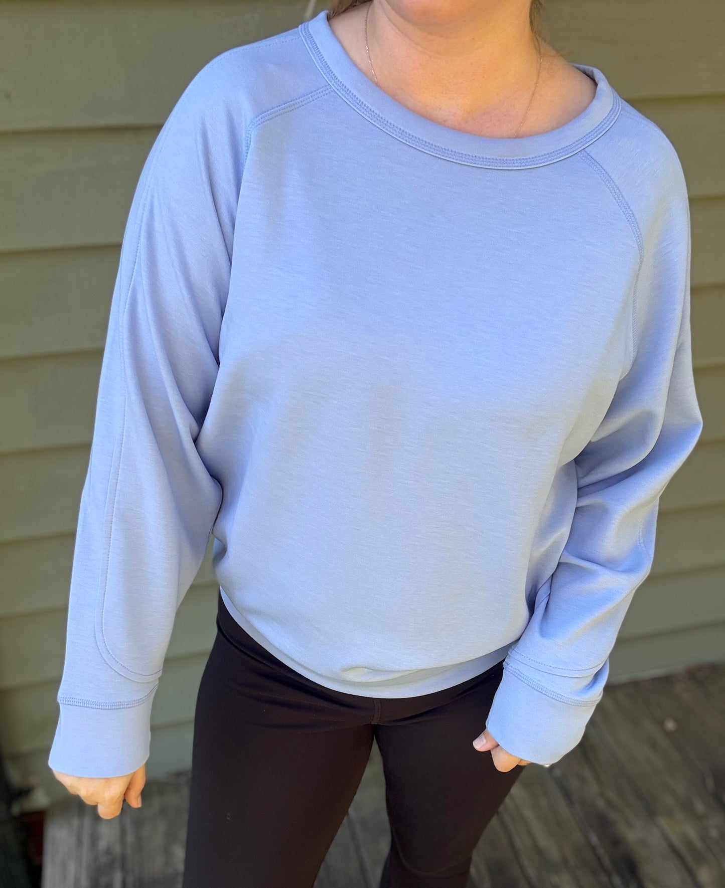 ICY BLUE PULLOVER