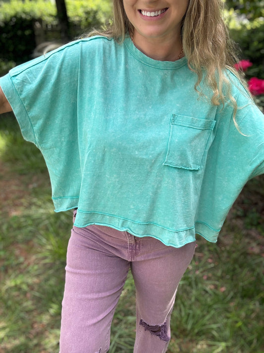 CORA CROP TEE - GREEN