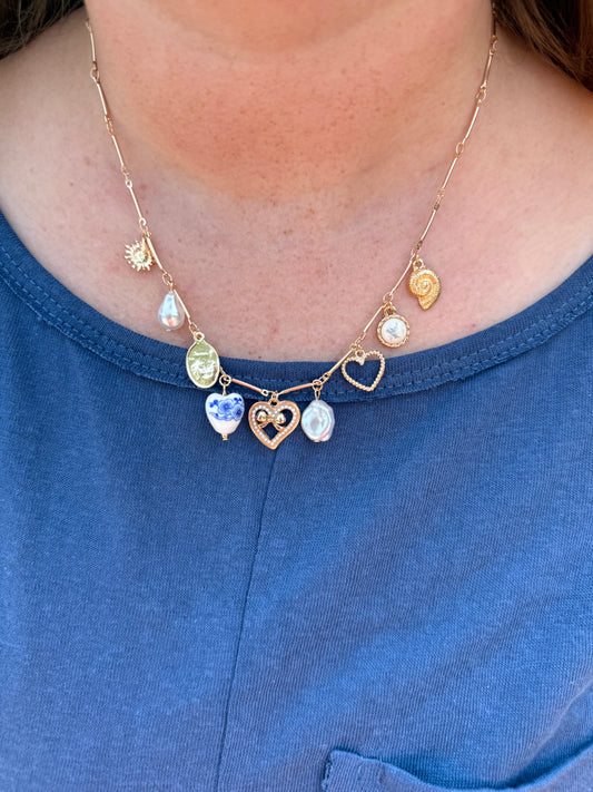 PORCELAIN HEART NECKLACE