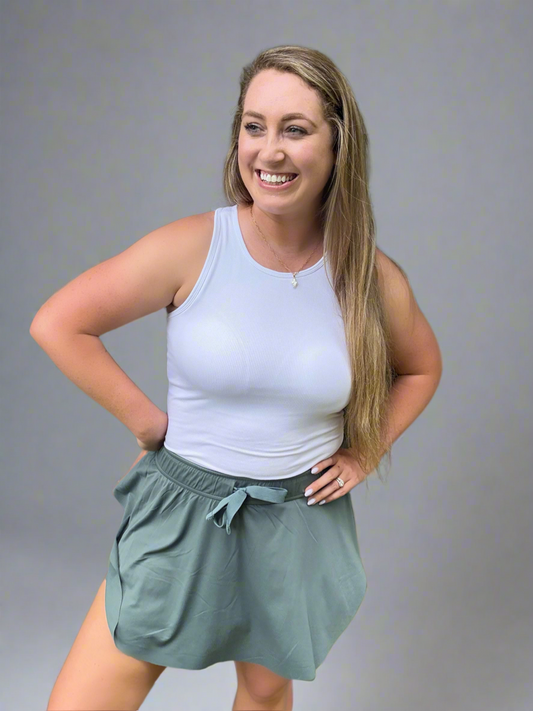 COURT CRUSH SKORT - Ash Jade