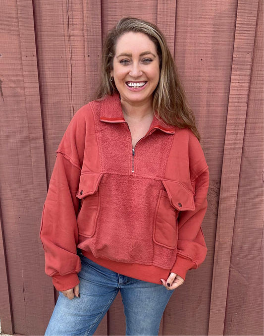 RUSTIC CHARM PULLOVER