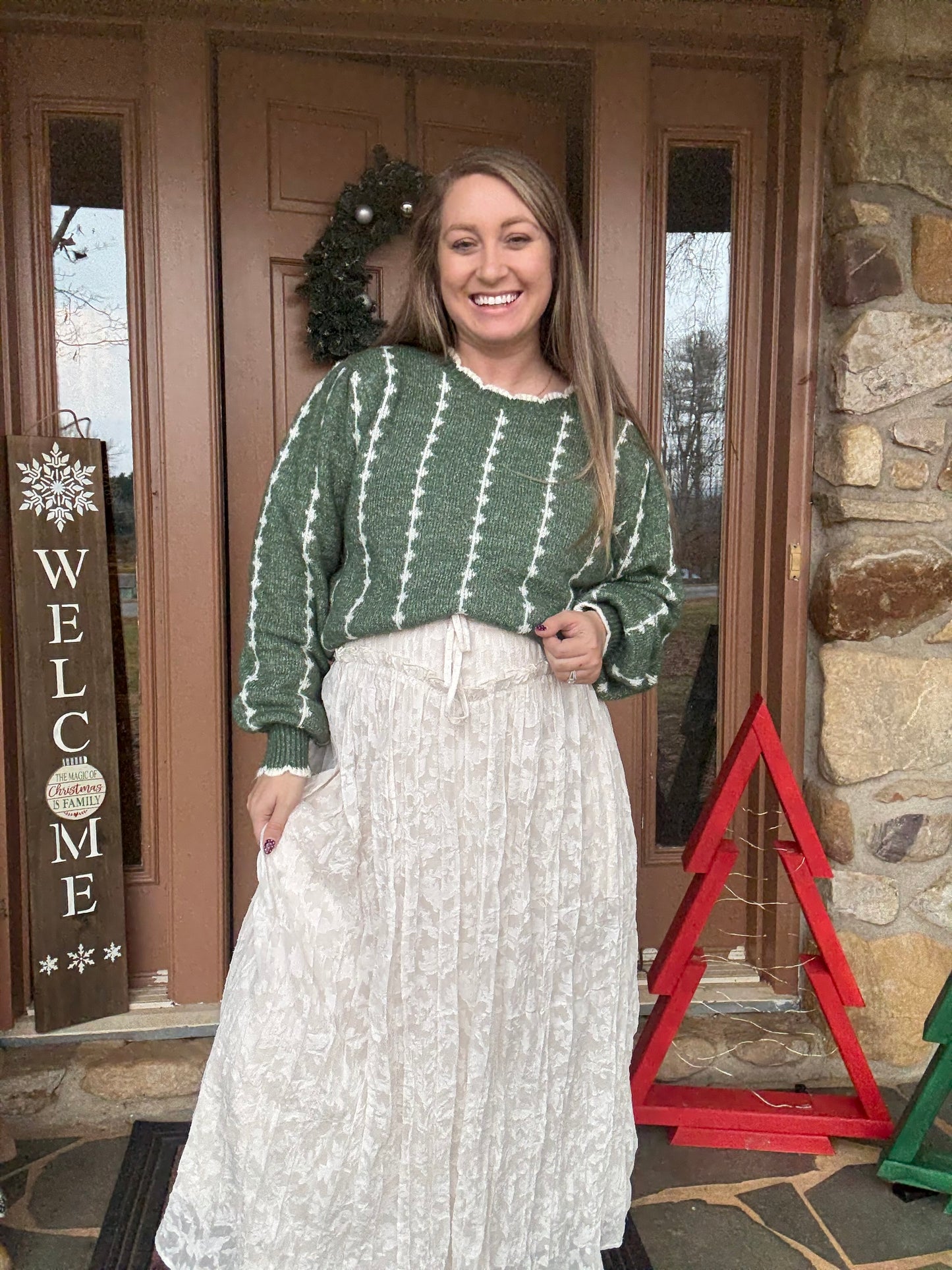 THE HOMETOWN CHRISTMAS SKIRT