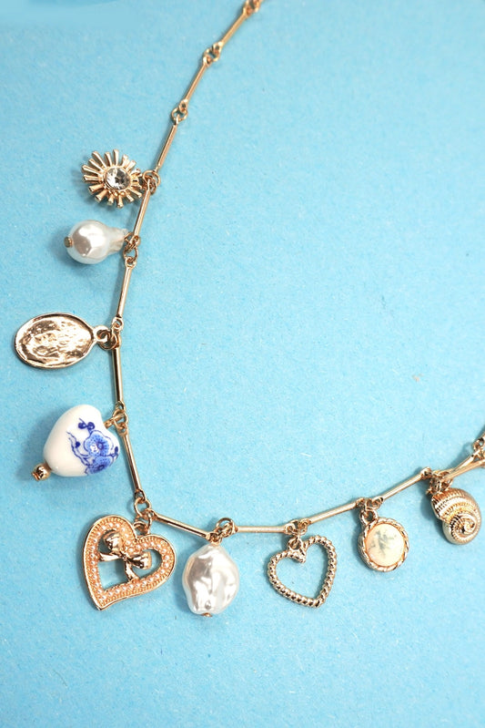 PORCELAIN HEART NECKLACE